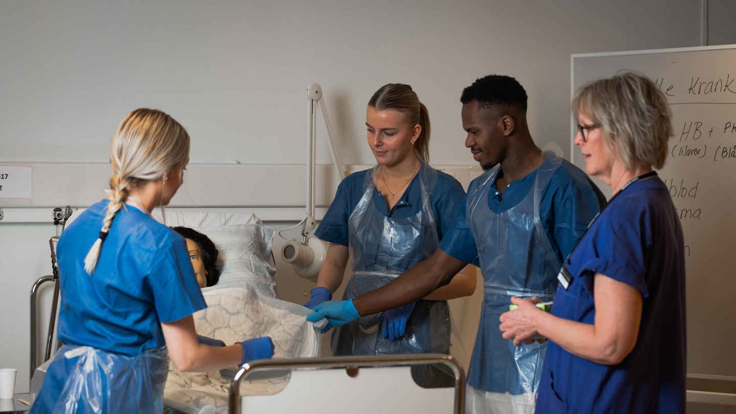 Sjuksköterskestudenter på KTC
